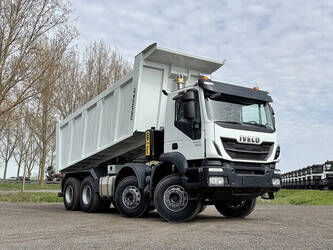 2022-iveco-trakker-1484741-48994470