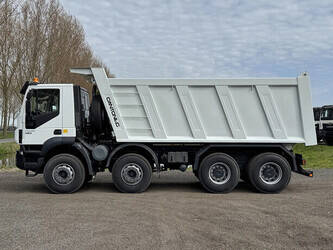 2022-iveco-trakker-1484741-48994473