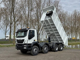 2022-iveco-trakker-1484741-48994474