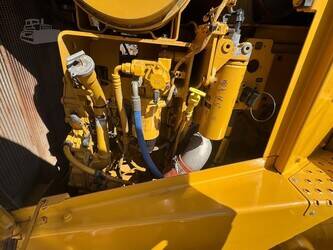 2020-caterpillar-d8t-1484855-48998257