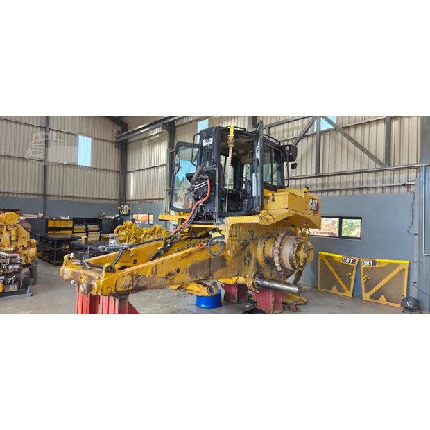 2020 كاتربيلر D8T-48998259