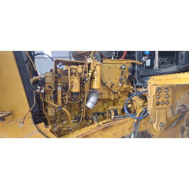 2020 كاتربيلر D8T-48998268