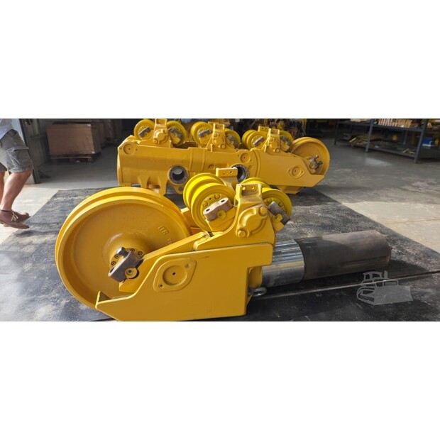 2020 كاتربيلر D8T-48998274