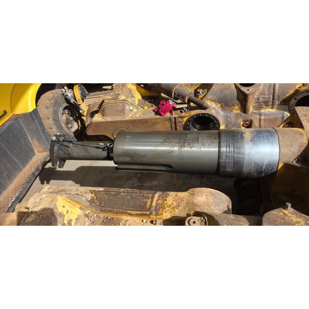 2020 كاتربيلر D8T-48998275
