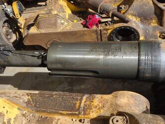 2020-caterpillar-d8t-1484855-48998275