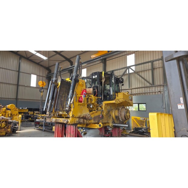 2020 كاتربيلر D8T-48998285