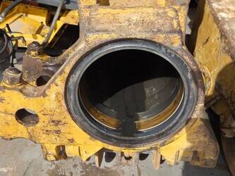 2020-caterpillar-d8t-1484855-48998293