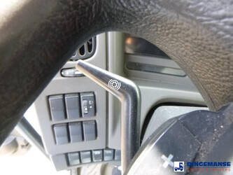 2014-renault-premium-270-19-1484885-48999411