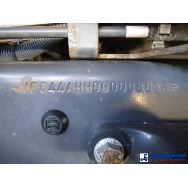 2014 رينو Midlum 270-48999474