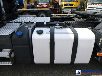 2018-renault-t440-1484891-48999561