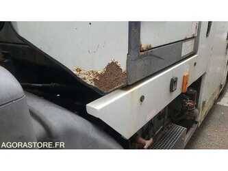 2006-renault-premium-1484904-49000535