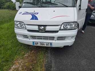 peugeot-boxer-1484907-49000587