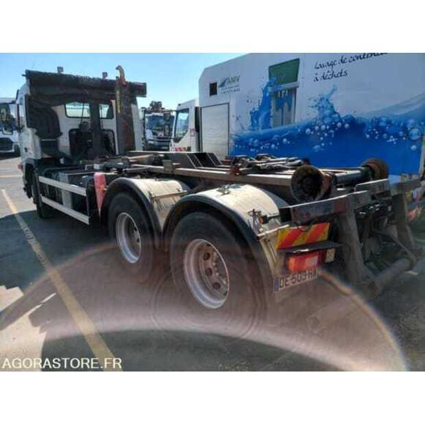 2008 فولفو FM-49000613