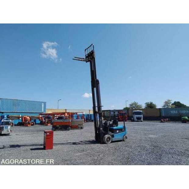 NISSAN QO2L25-49000618