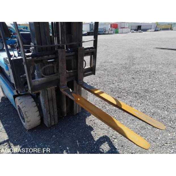 NISSAN QO2L25-49000627