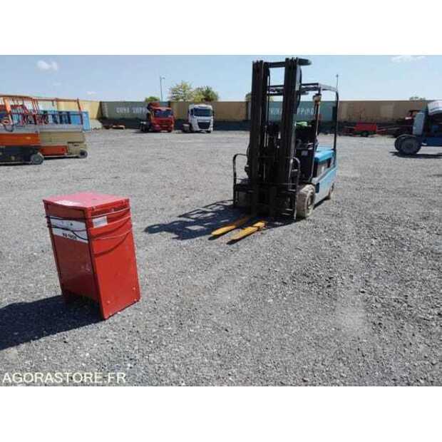 NISSAN QO2L25-49000631