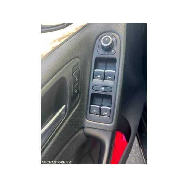 2009 Volkswagen Golf-49000649