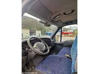 2004-iveco-daily-35c11-49000810