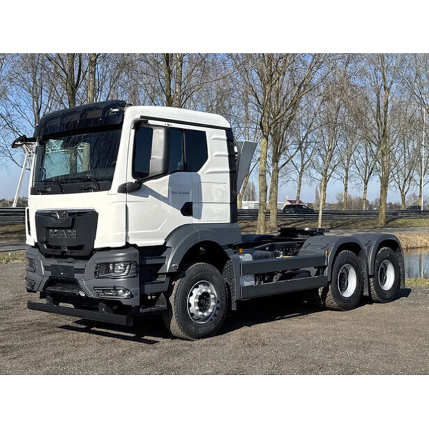 2025 مان TGS 33.440 BB-49001659