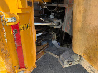 2013-liebherr-l-556-1484971-49002139
