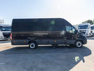 2018-iveco-daily-35s18-1484978-49002288