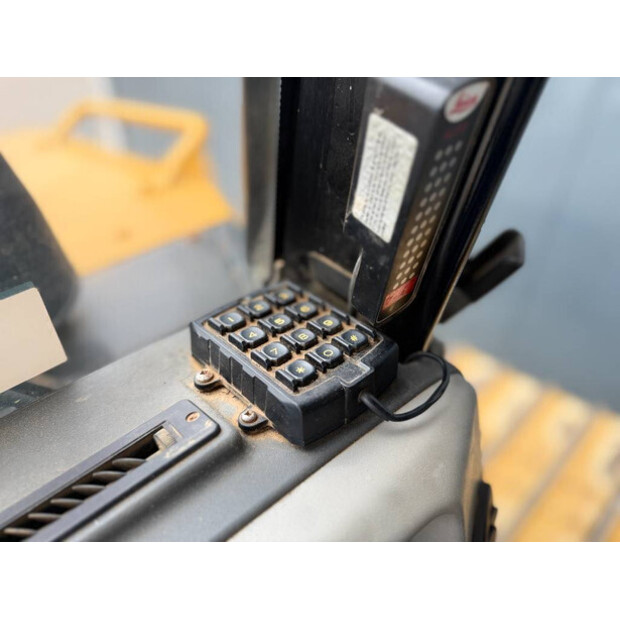 2016 Caterpillar D6N LGP-49002547