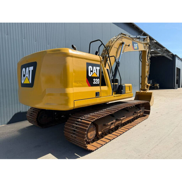2019 كاتربيلر 320 07B-49002660