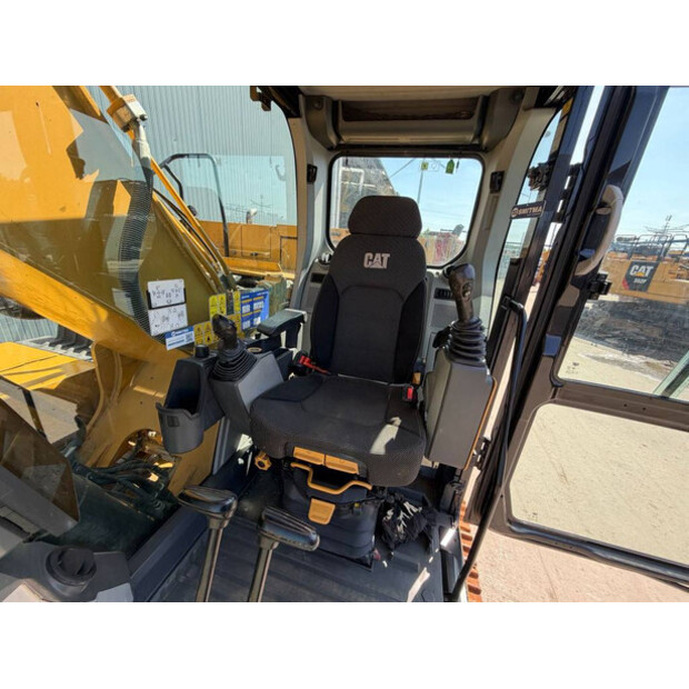 2019 كاتربيلر 320 07B-49002664