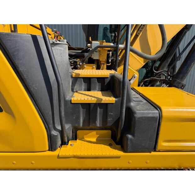 2019 كاتربيلر 320 07B-49002673