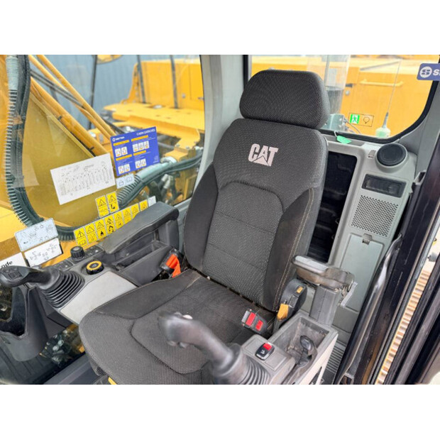 2018 Caterpillar 323-07A-49002749