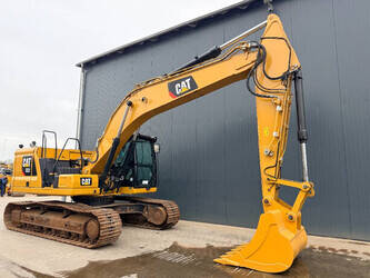 2018-caterpillar-323-07a-1484990-49002761