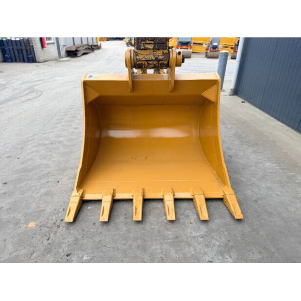 2018 Caterpillar 323-07A-49002770
