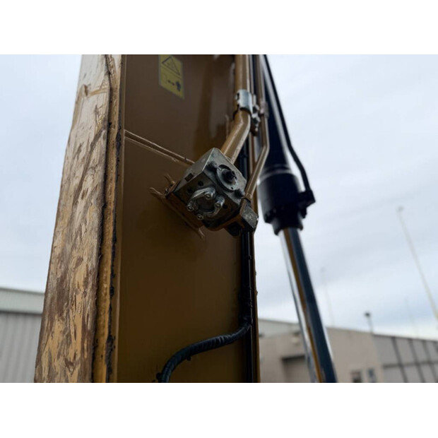 2018 Caterpillar 323-07A-49002772