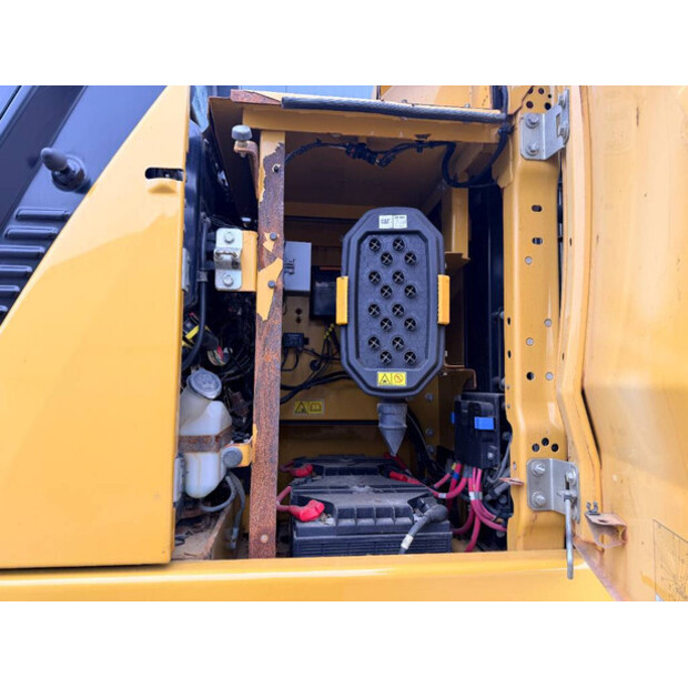 2018 Caterpillar 323-07A-49002781