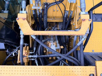 2018-caterpillar-323-07a-1484990-49002786