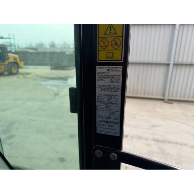 2012 كاتربيلر 323EL VA-49002925