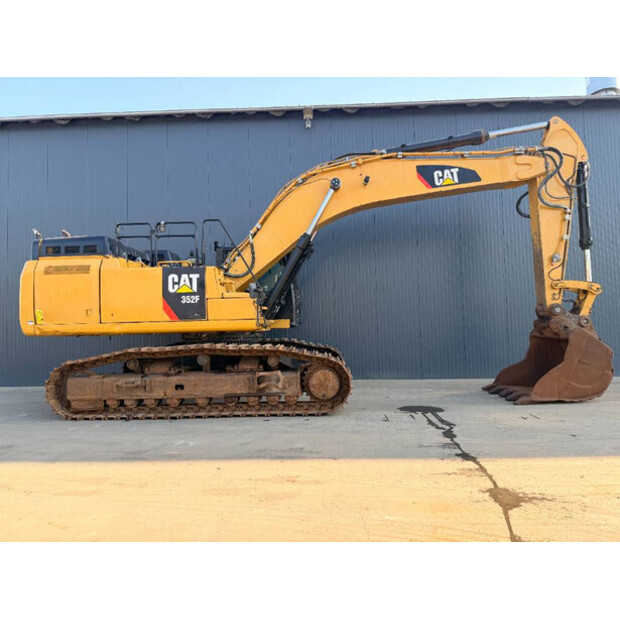 2017 Caterpillar 352F-49002988