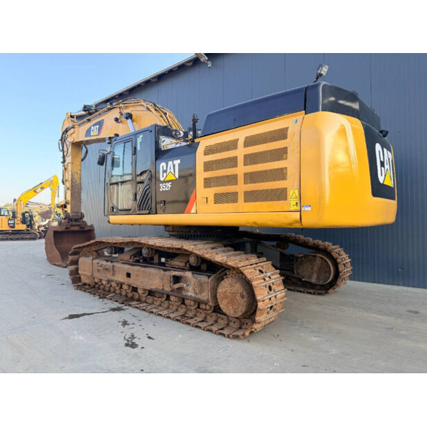 2017 Caterpillar 352F-49003016