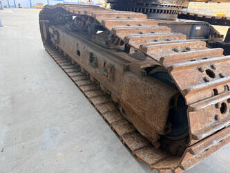 2017-caterpillar-352f-1484995-49003027