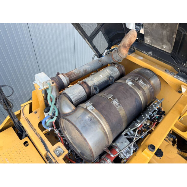 2017 Caterpillar 352F-49003040