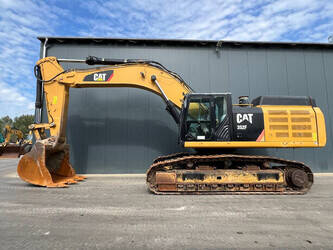 2017-caterpillar-352f-1484996-49003042