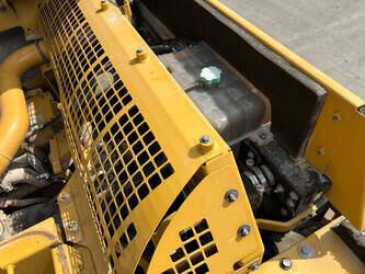 2017-caterpillar-352f-1484996-49003072
