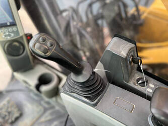 2015-caterpillar-352fl-me-1484997-49003156