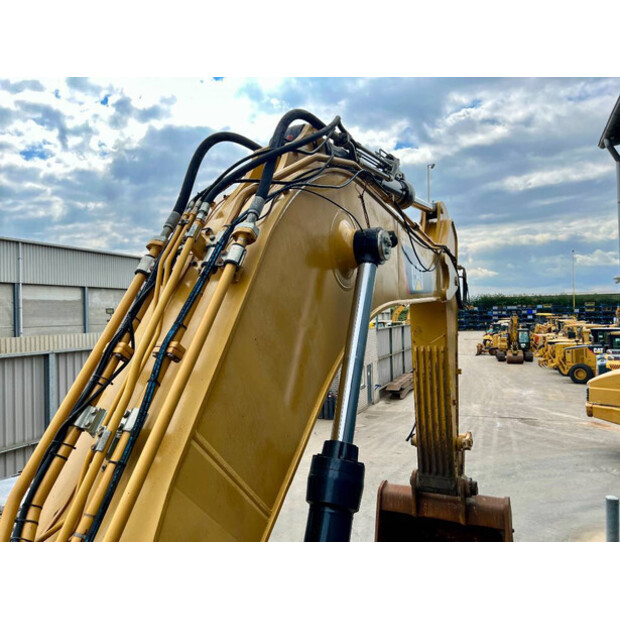2014 Caterpillar 374FL ME-49003182