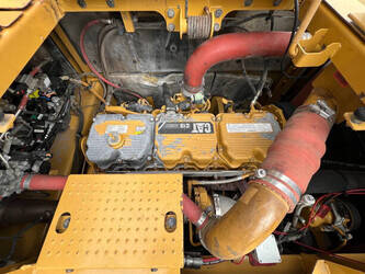 2014-caterpillar-374fl-me-1484998-49003184