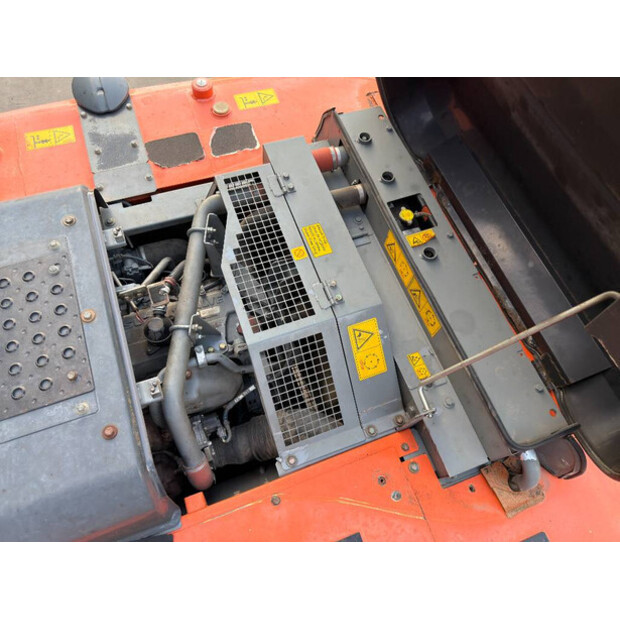 2016 Hitachi ZX250LC-5B-49003243