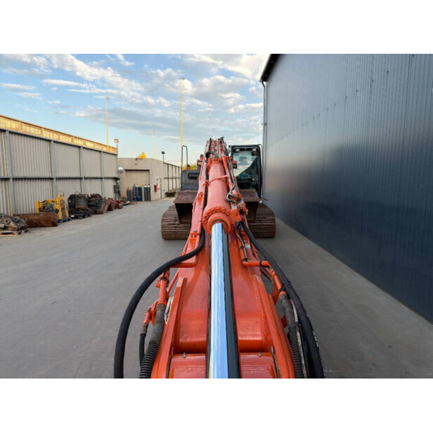 2016 Hitachi ZX250LC-5B-49003275