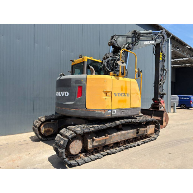 2010 فولفو ECR145CL-49003375
