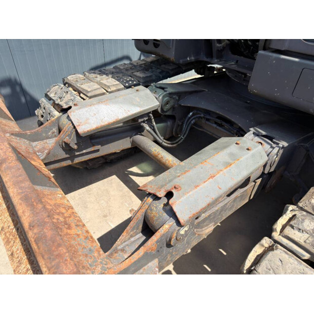 2010 فولفو ECR145CL-49003382