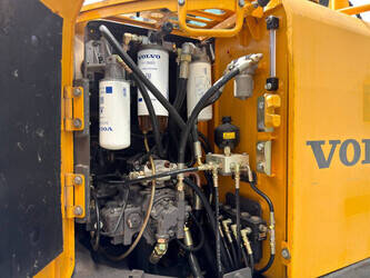 2010-volvo-ecr145cl-1485002-49003390